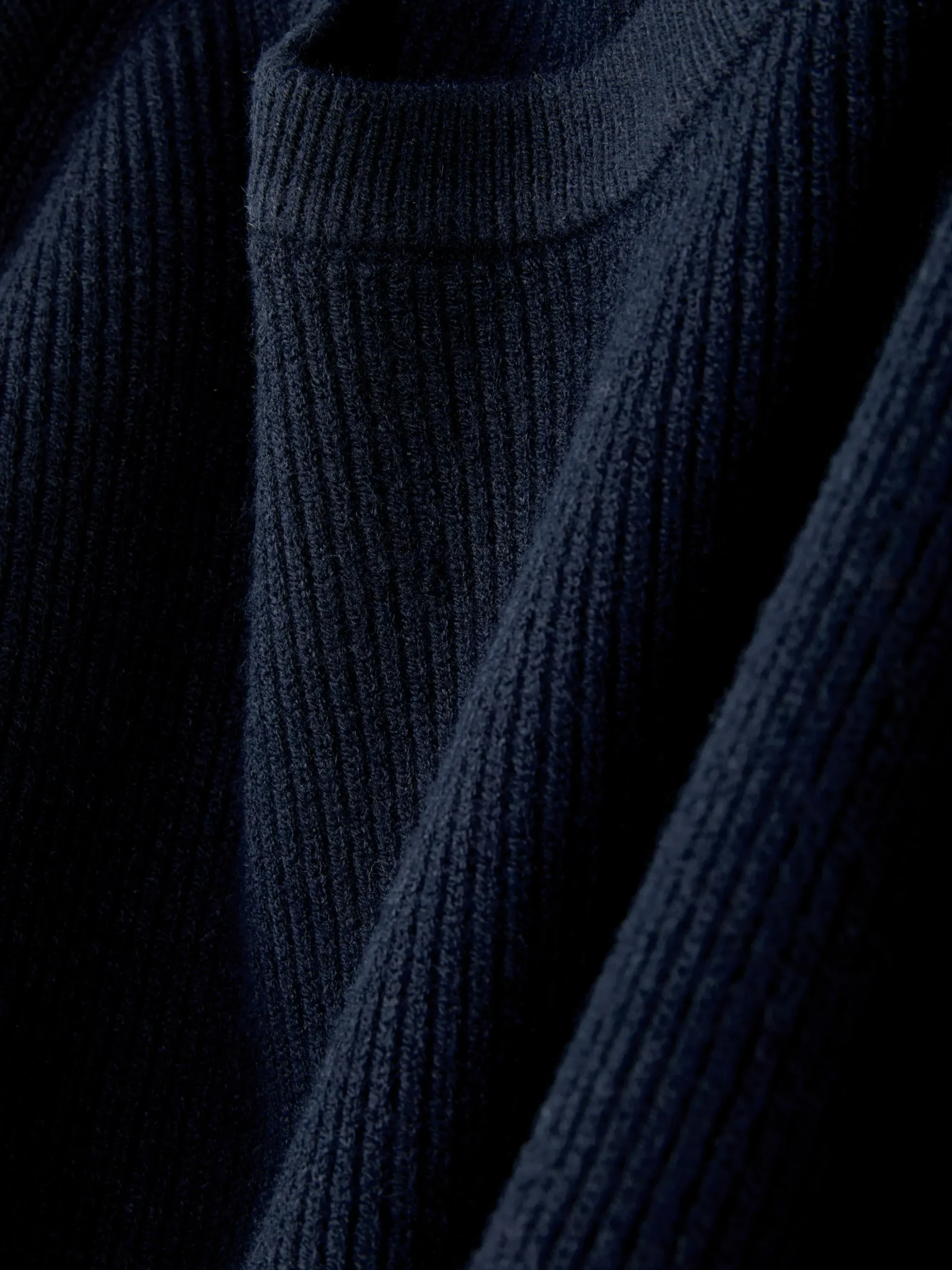 Jersey Acanalado Con Cuello Redondo