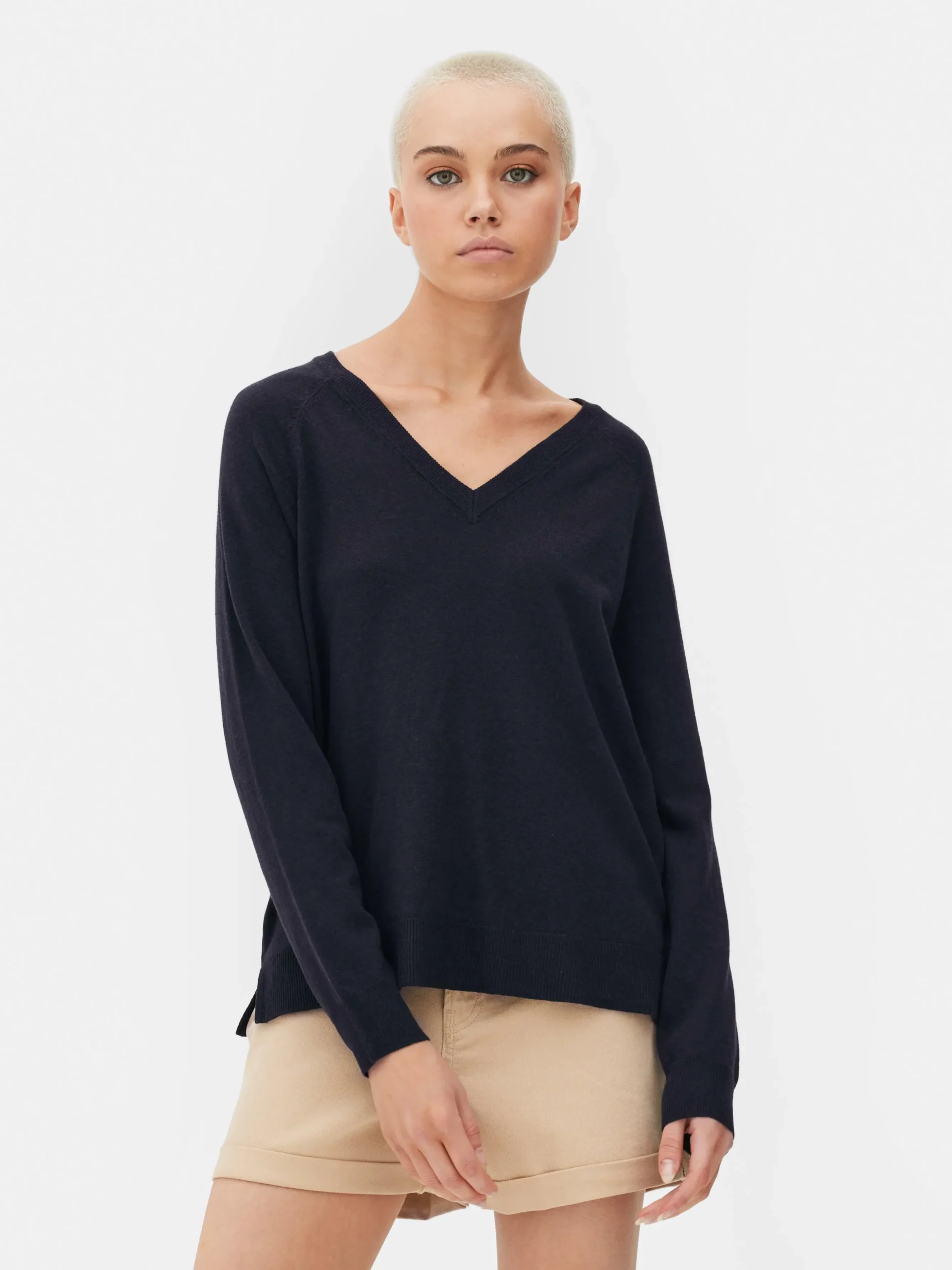 Jersey Básico Con Cuello De Pico