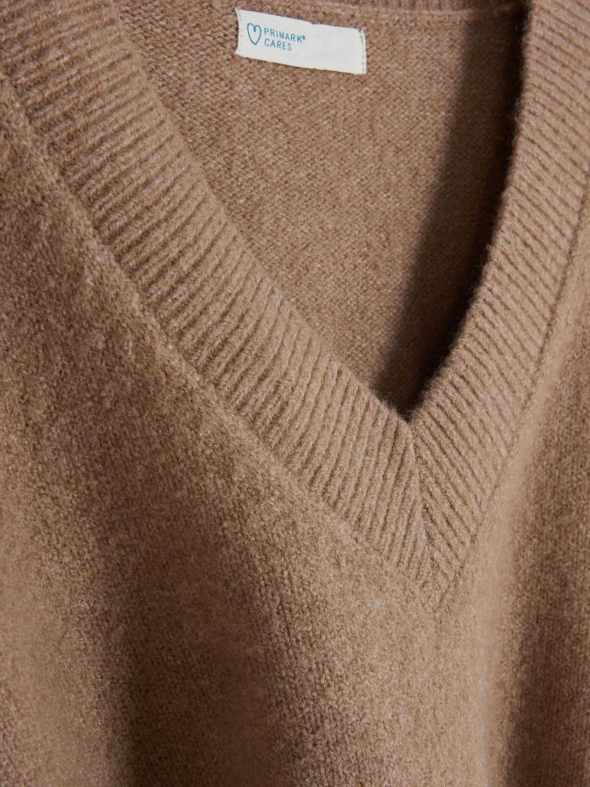 Jersey Con Cuello De Pico