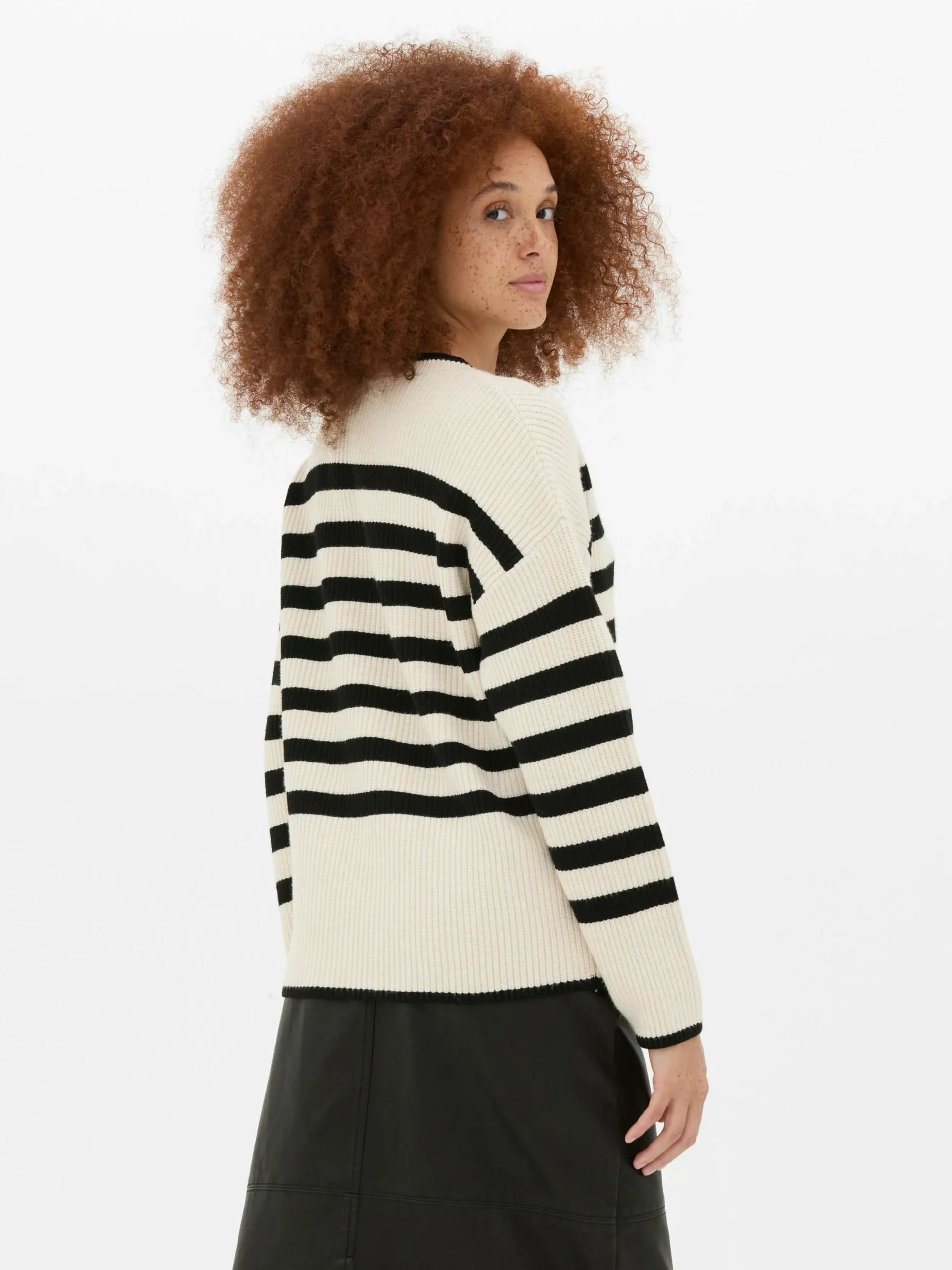 Jersey De Cuello Redondo Con Botones Decorativos