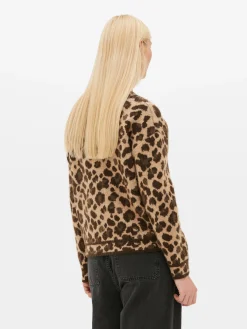 Jersey De Leopardo Con Cuello De Pico