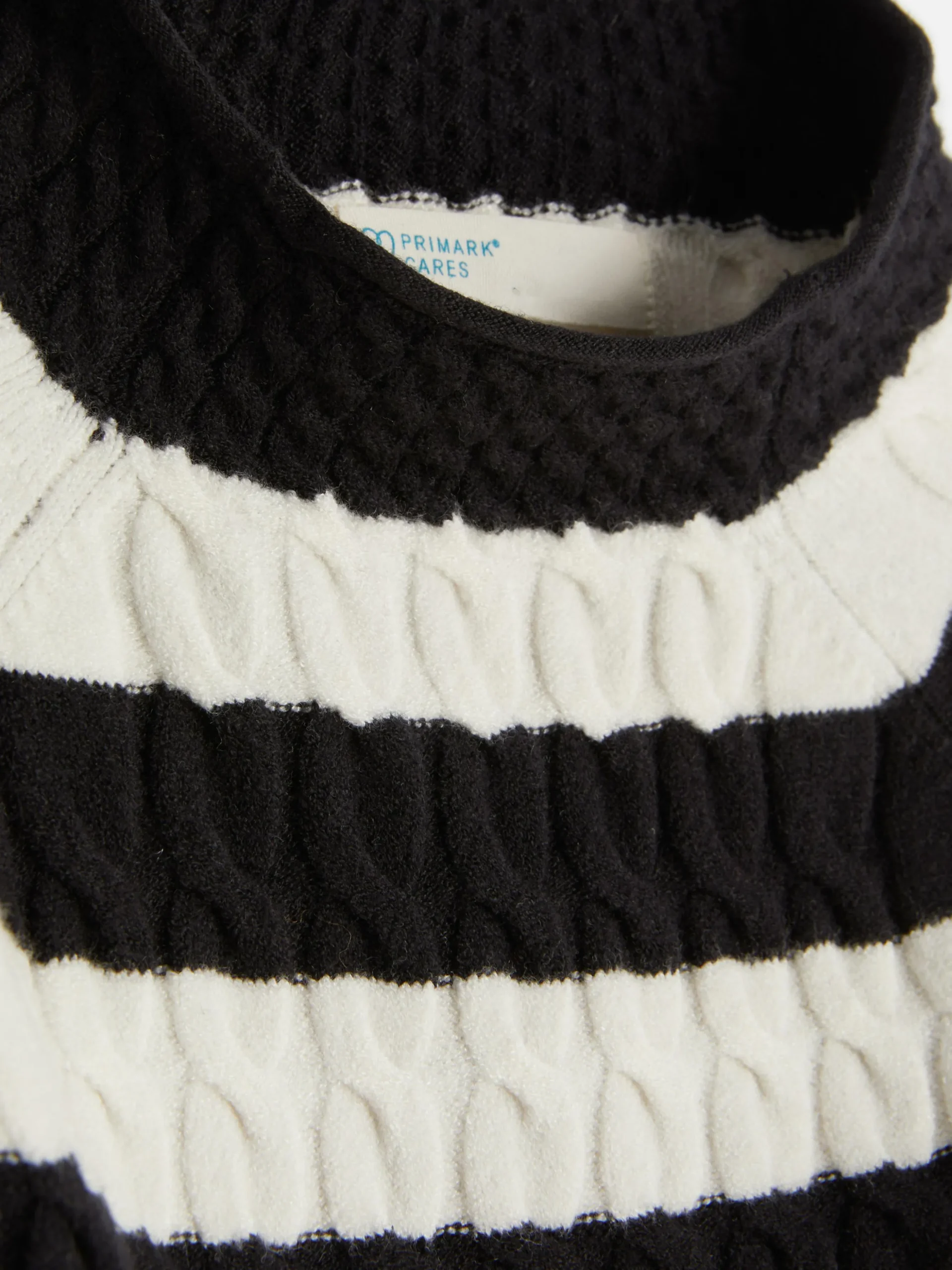 Jersey De Punto De Ochos De Cuello Alto