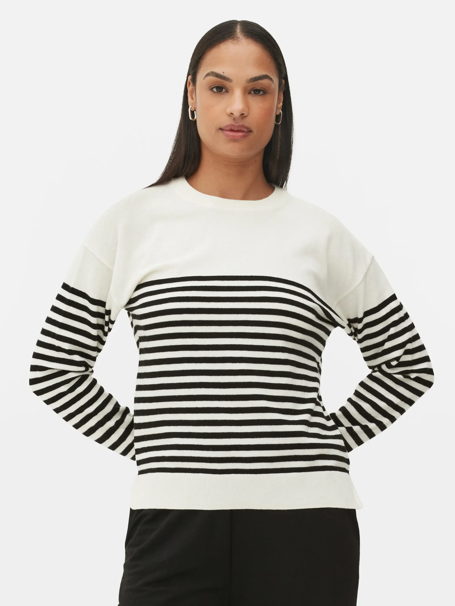 Jersey De Punto Fino Con Cuello Redondo