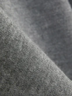 Jersey De Punto Fino Con Cuello De Pico