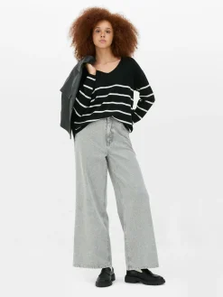 Jersey De Punto Fino Con Cuello De Pico