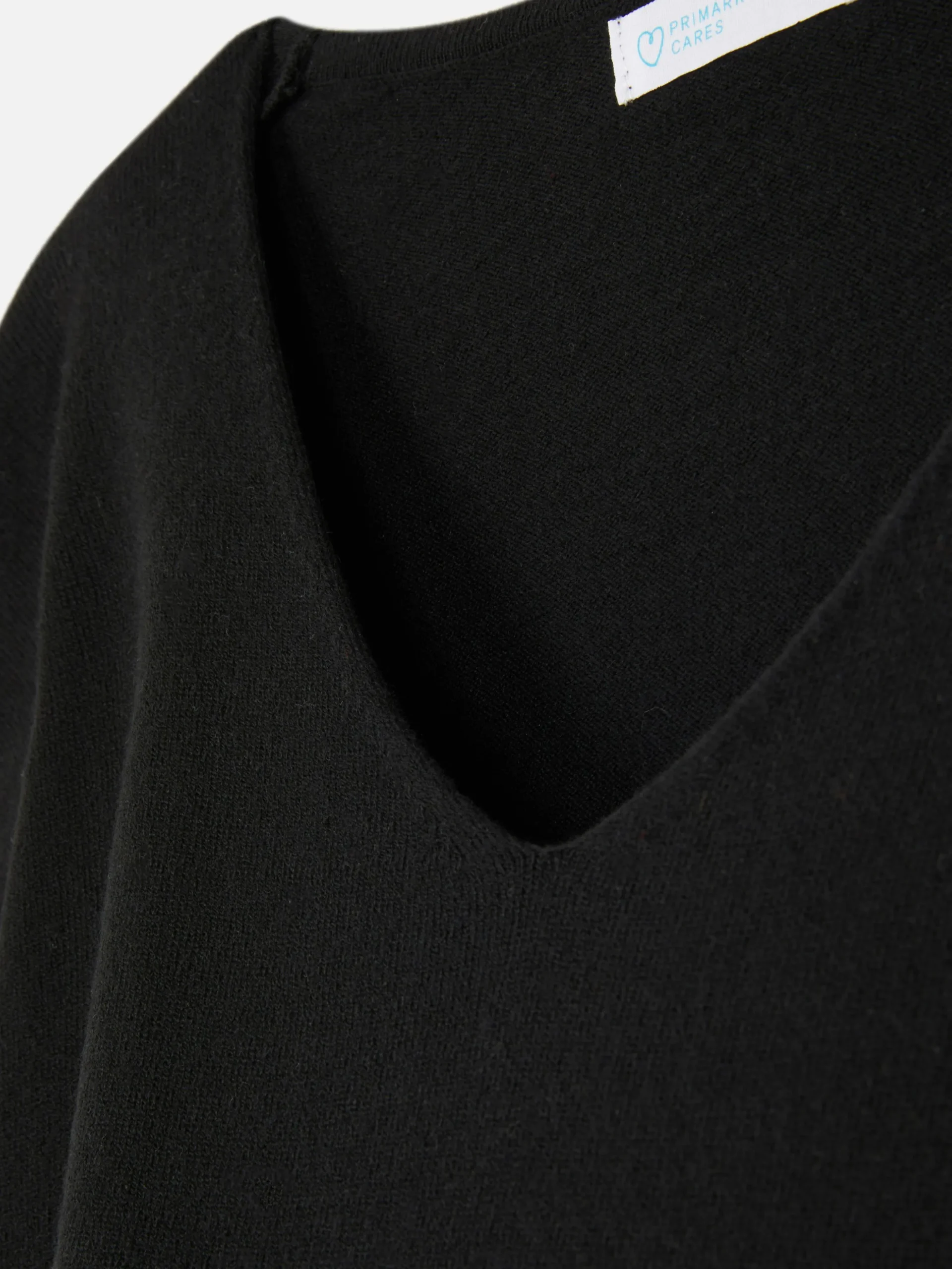 Jersey De Punto Fino Con Cuello De Pico