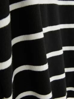 Jersey De Punto Fino Con Cuello De Pico