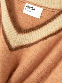 Jersey Vintage Con Cuello De Pico De Rita Ora