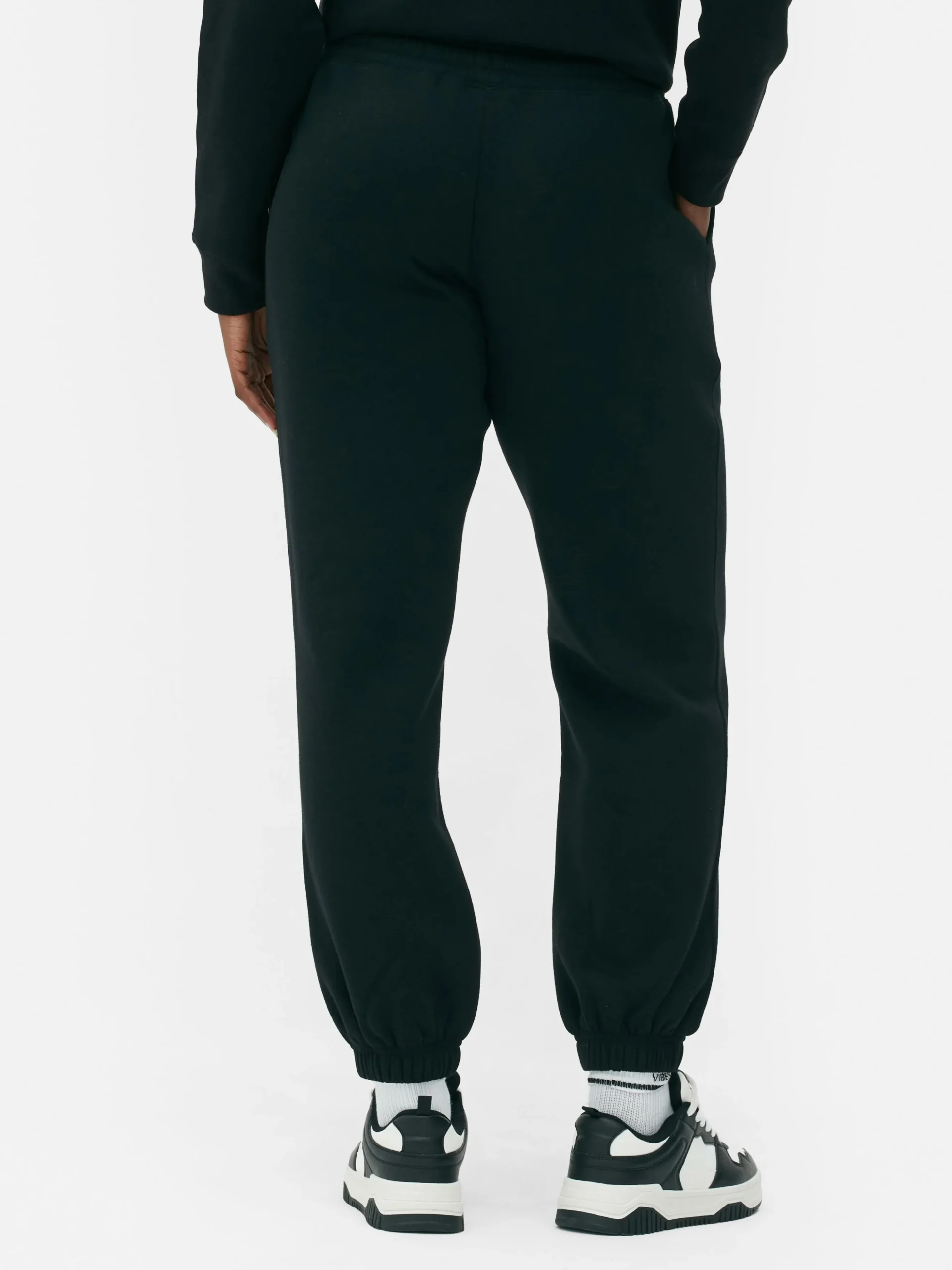 Joggers Con Bajos Ajustados Y Cordón De Ajuste