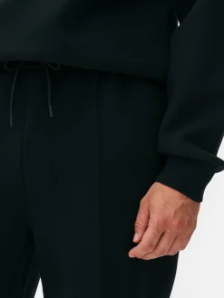 Joggers Con Bajos Ajustados Y Pliegues De Kem