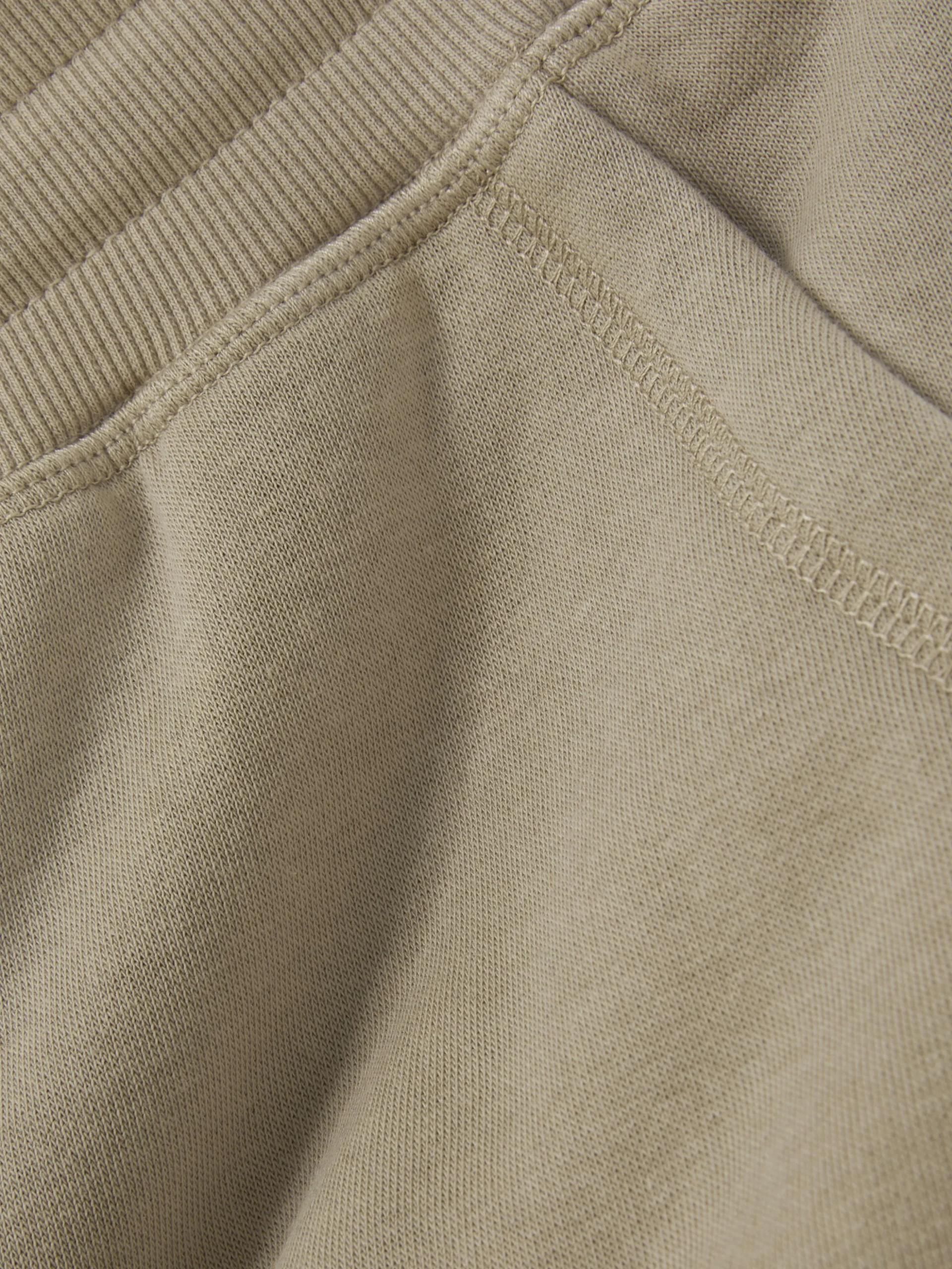 Joggers Con Bajos Ajustados Y Cordón De Ajuste