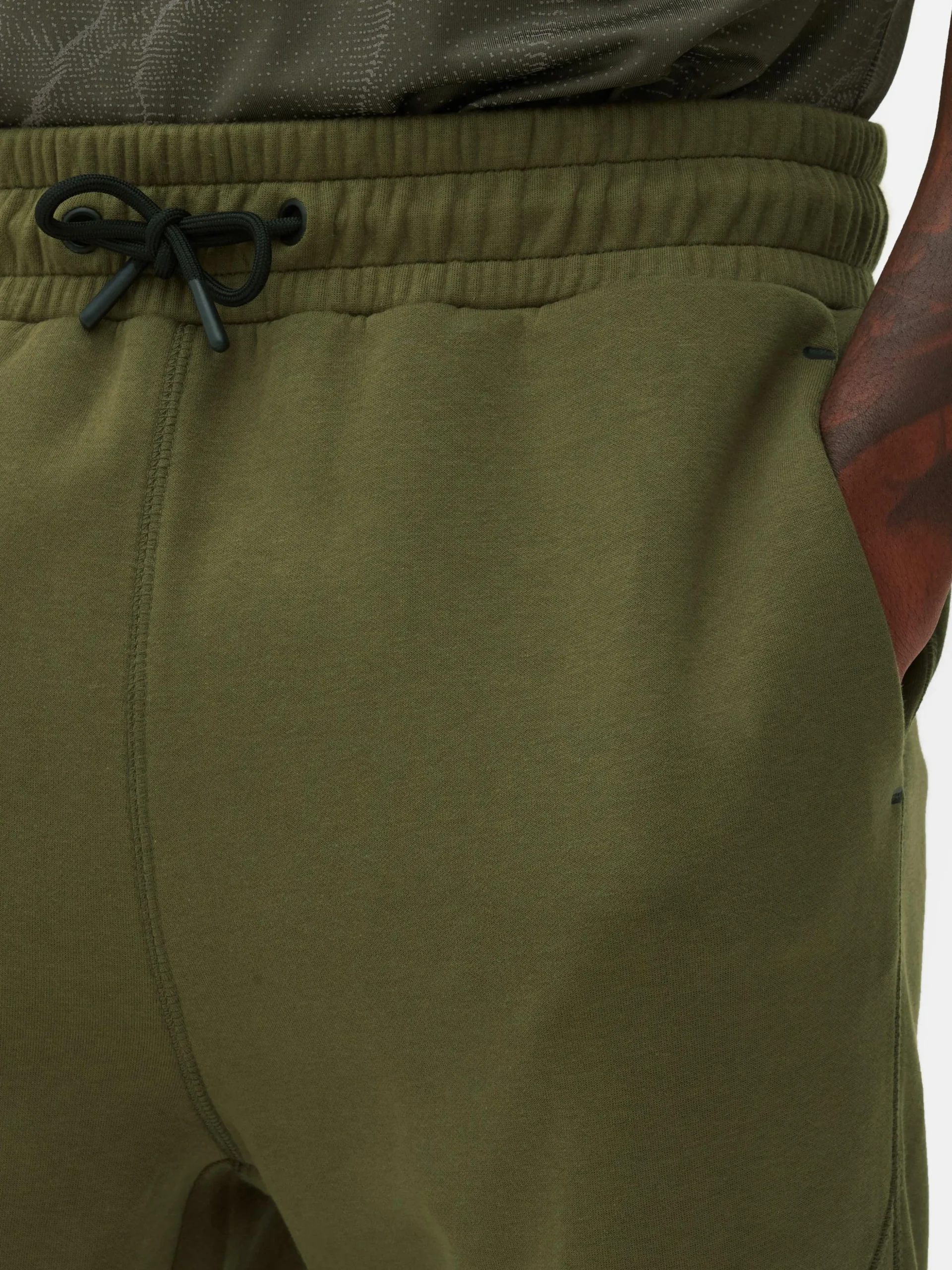 Joggers Reforzados De Corte Entallado