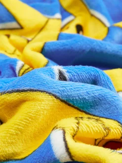 Manta Con Capucha De Pikachu De Pokémon