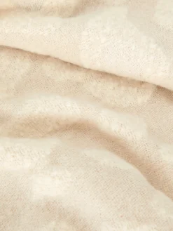 Manta Con Textura Cepillada Estampada