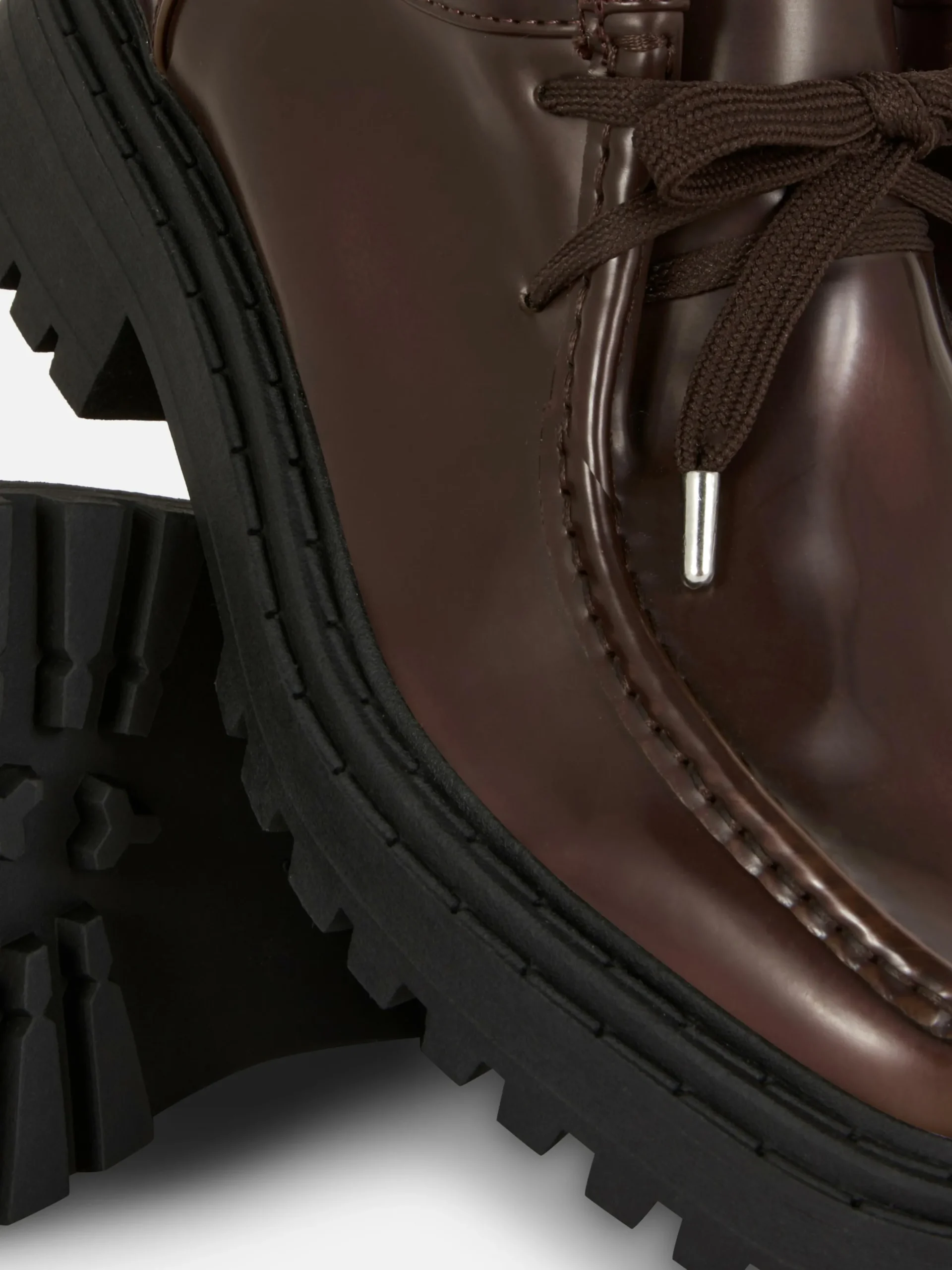 Mocasines Gruesos Con Cordones De Rita Ora