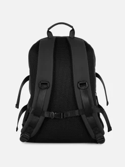 Mochila Con Acabado De Goma Y Múltiples Bolsillos