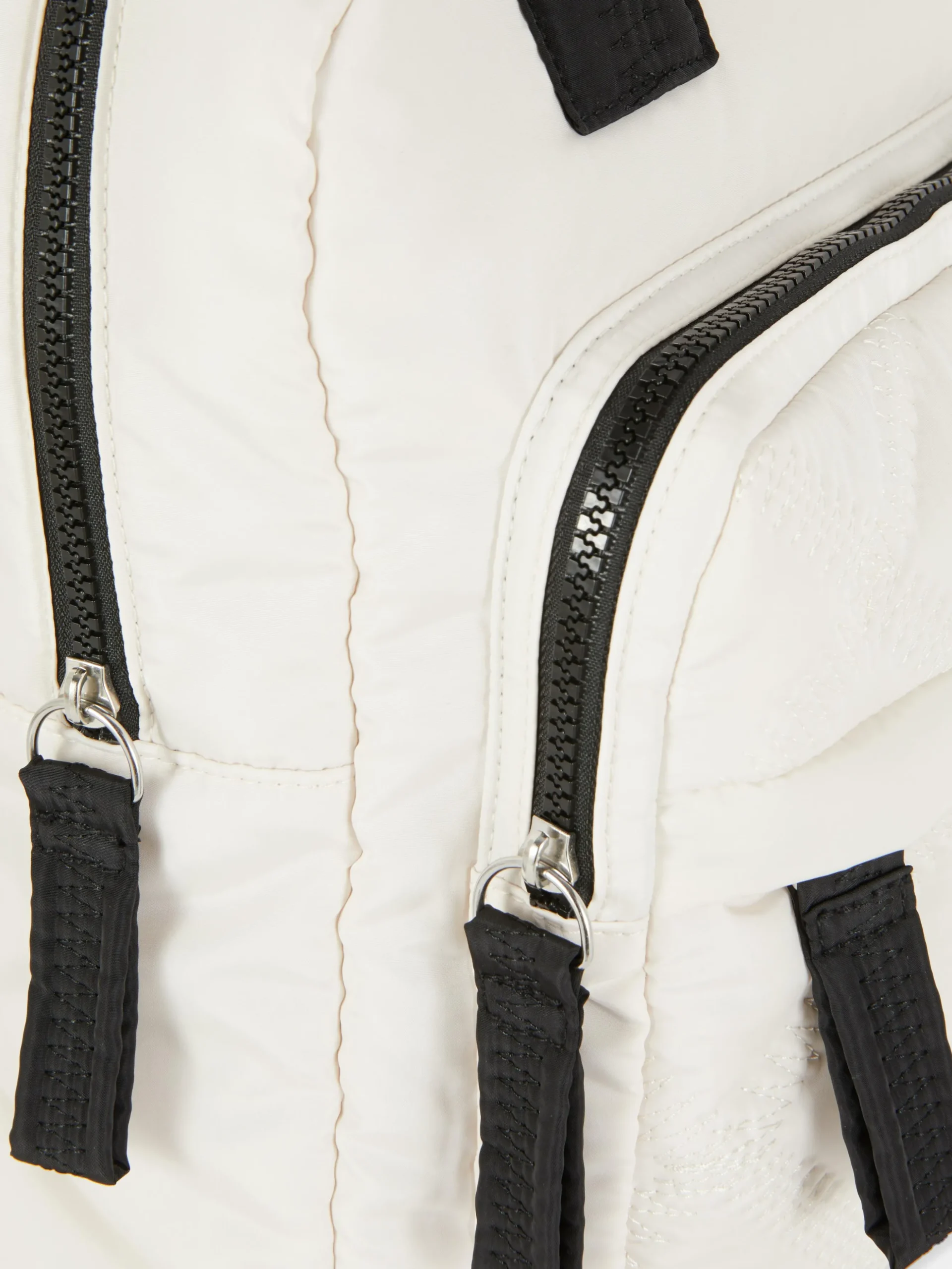 Mochila Con Asa En La Parte Superior