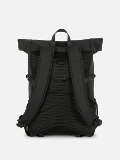 Mochila Con Solapa Enrollable Y Acabado De Goma