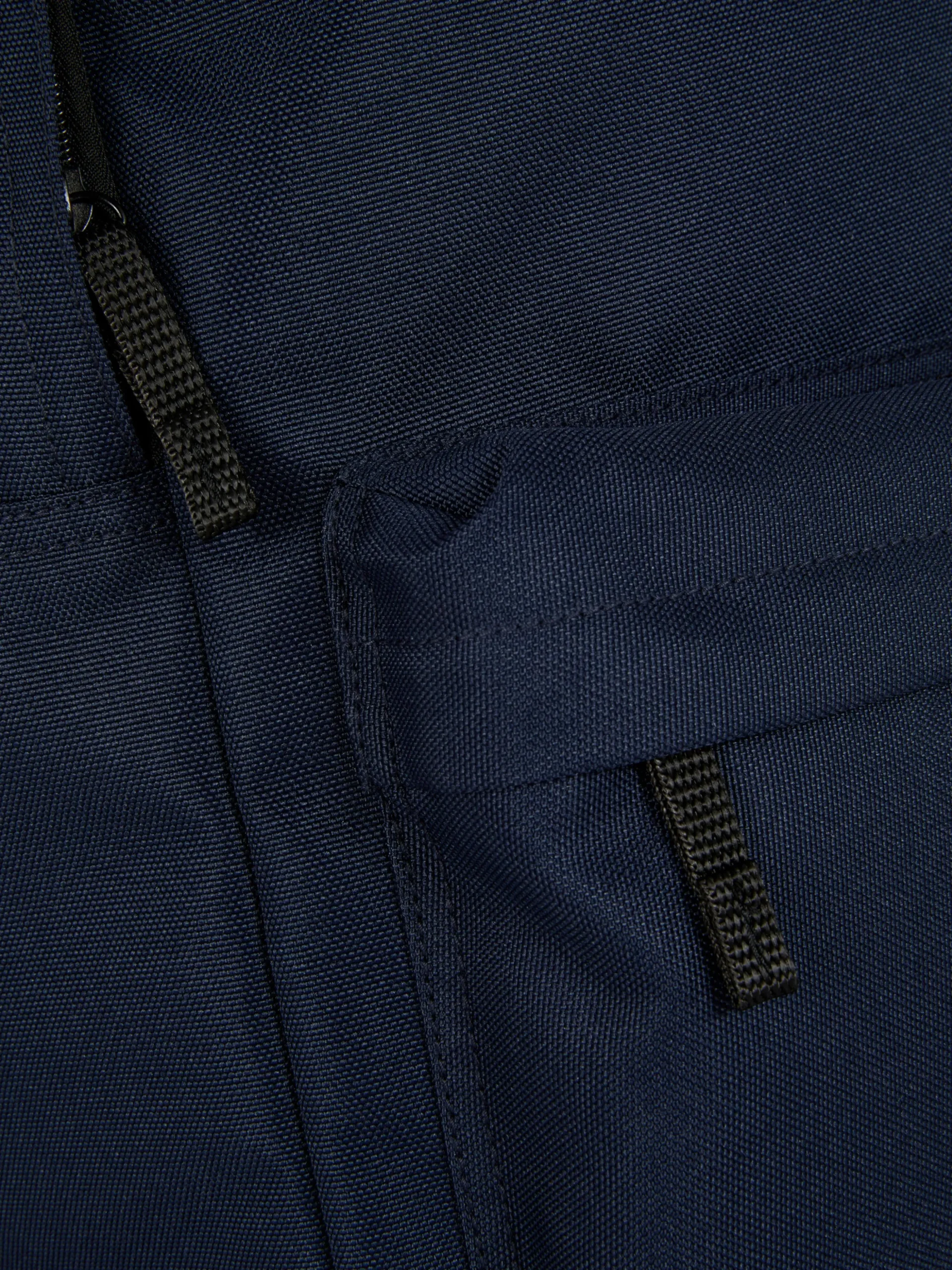 Mochila Grande Essential