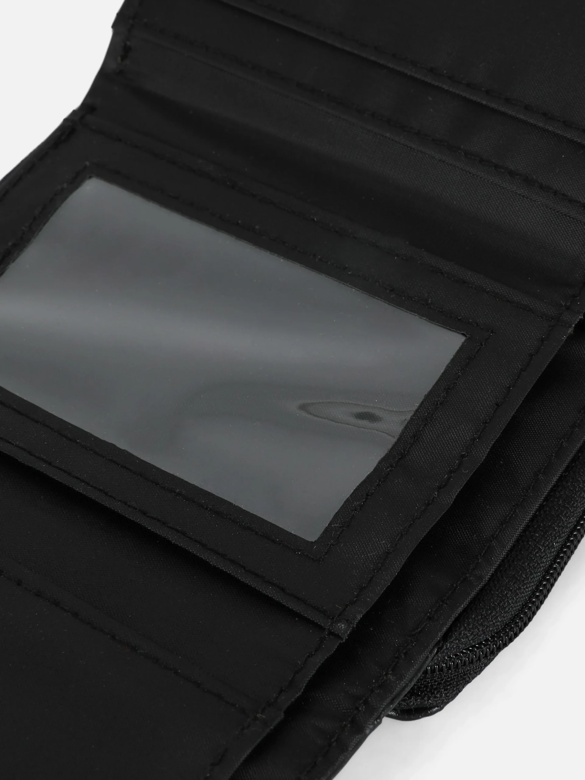 Monedero De Piel De Cocodrilo Sintética Con Inicial