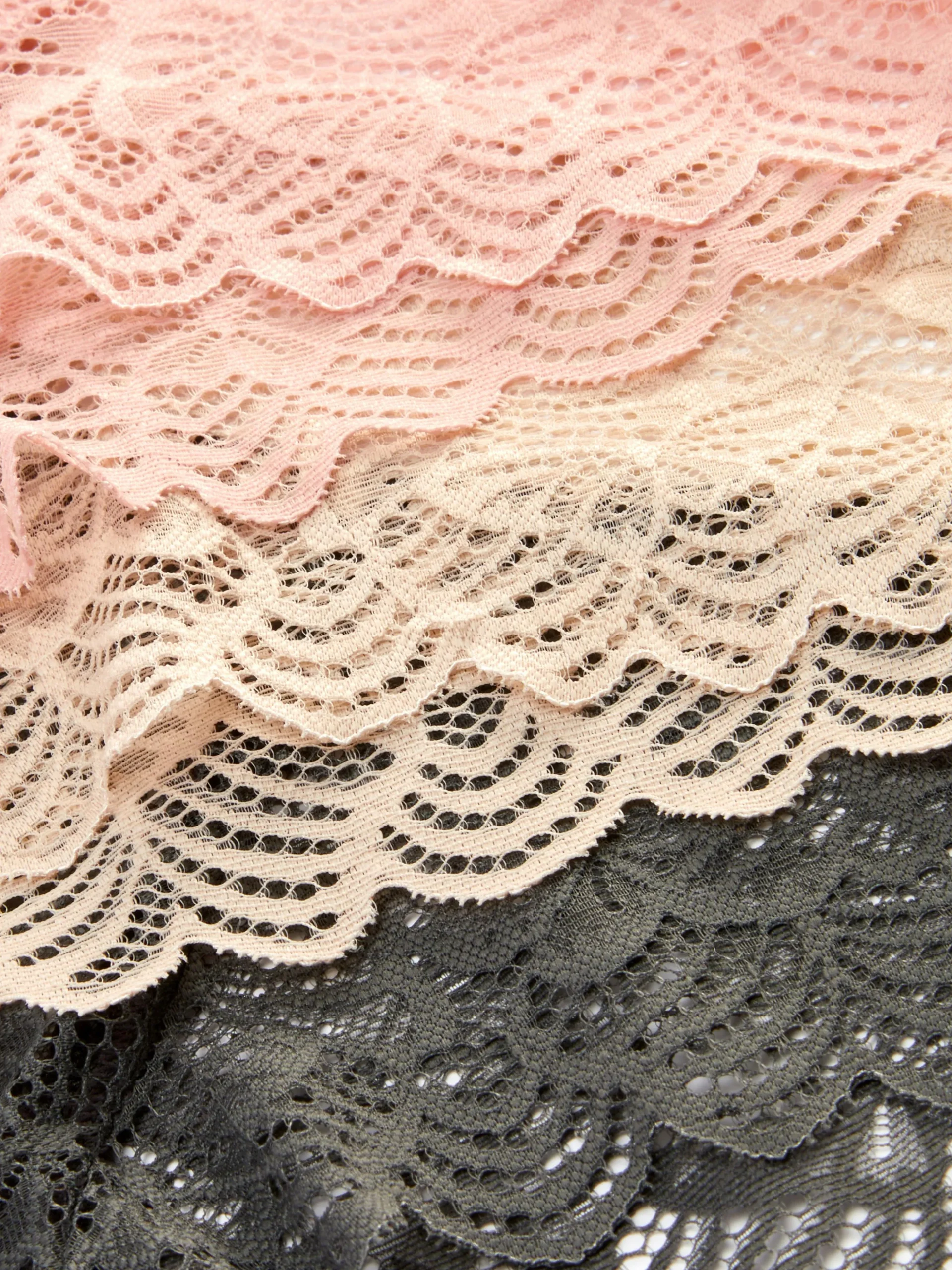 Pack De 3 Braguitas Brasileñas De Encaje