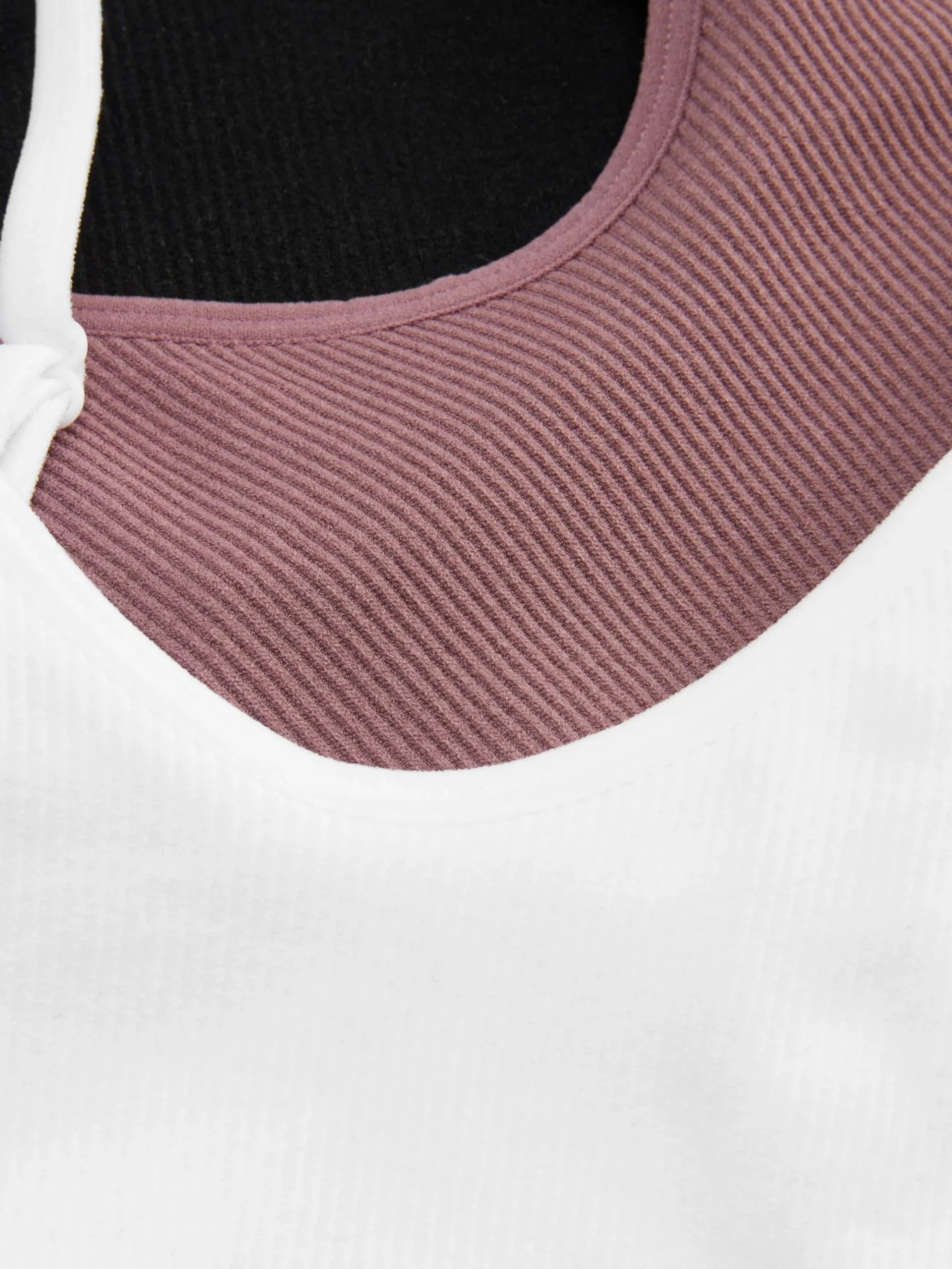 Pack De 3 Bralettes Cortos De Tirantes Sin Costuras