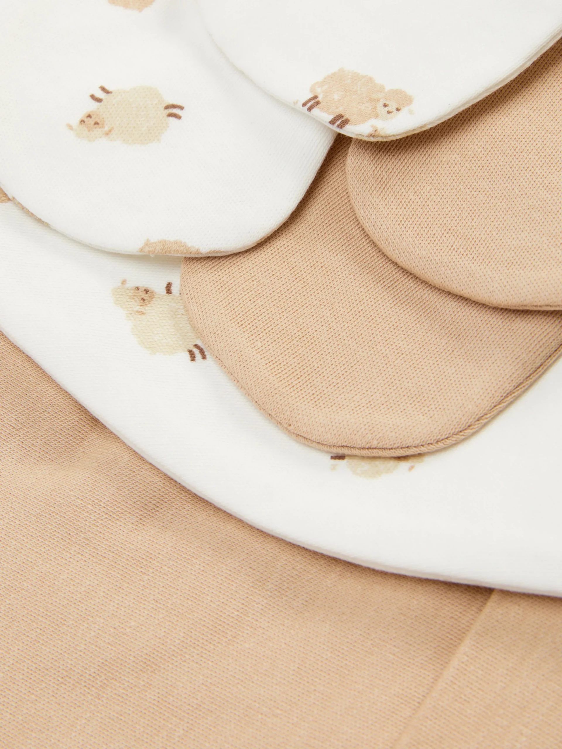 Pack De 2 Gorros Y Manoplas Con Ovejitas