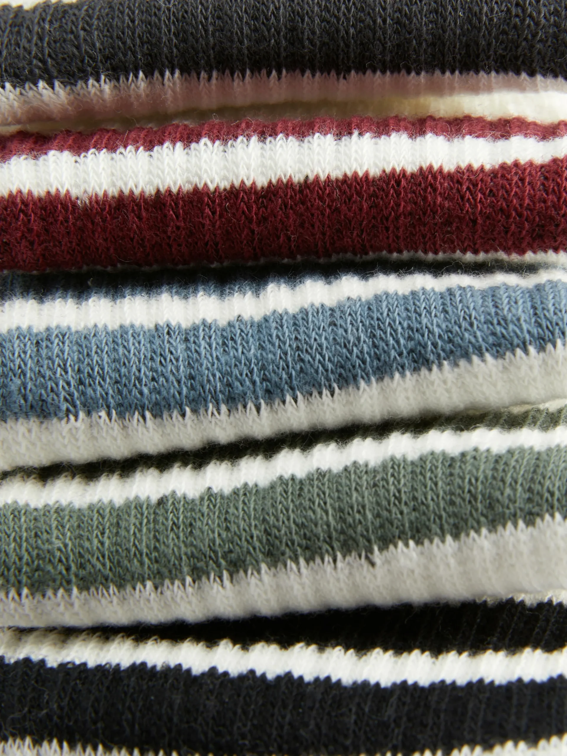 Pack De 5 Pares De Calcetines Deportivos A Rayas