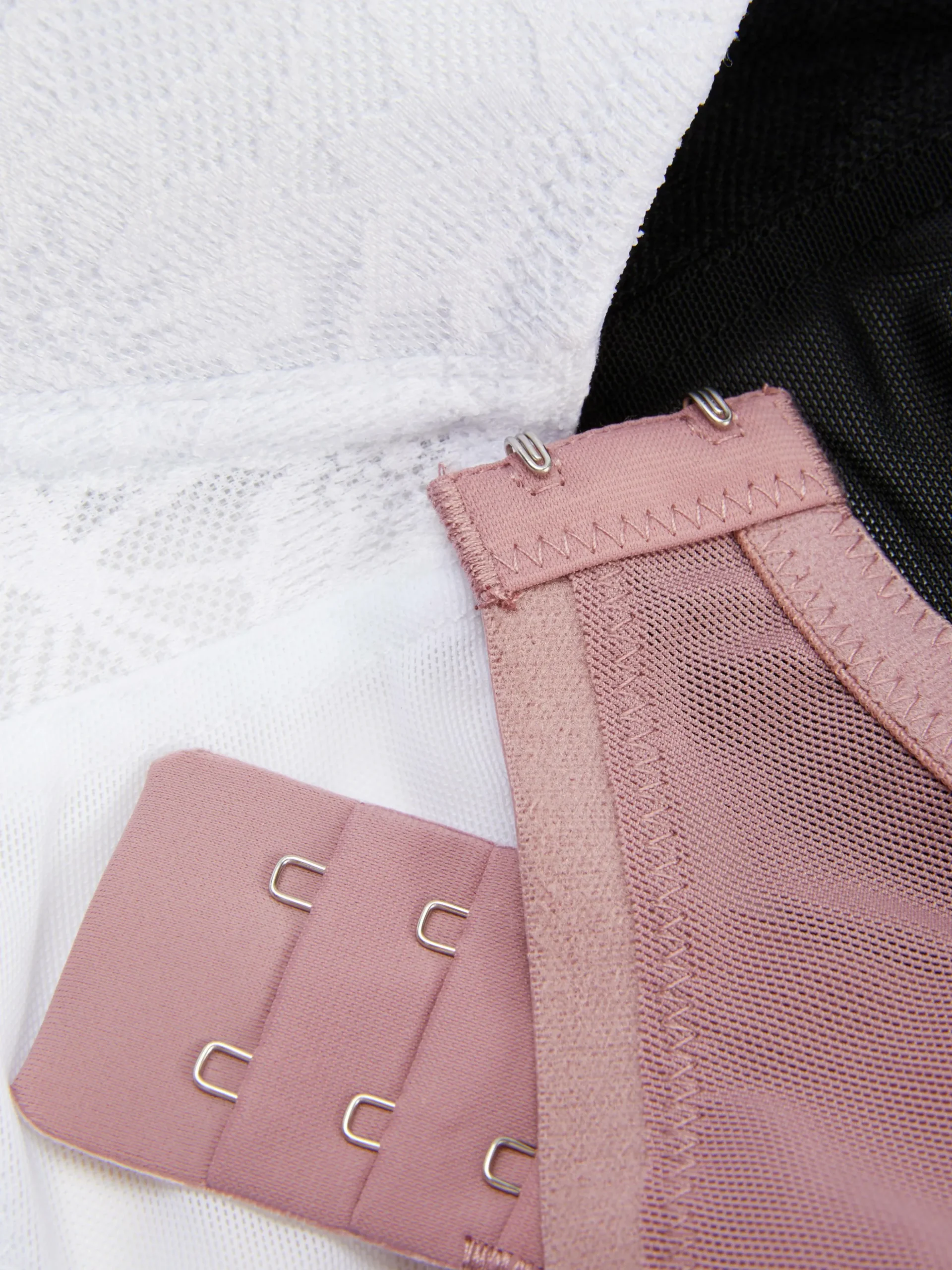 Pack De 3 Sujetadores De Encaje Copas D-G