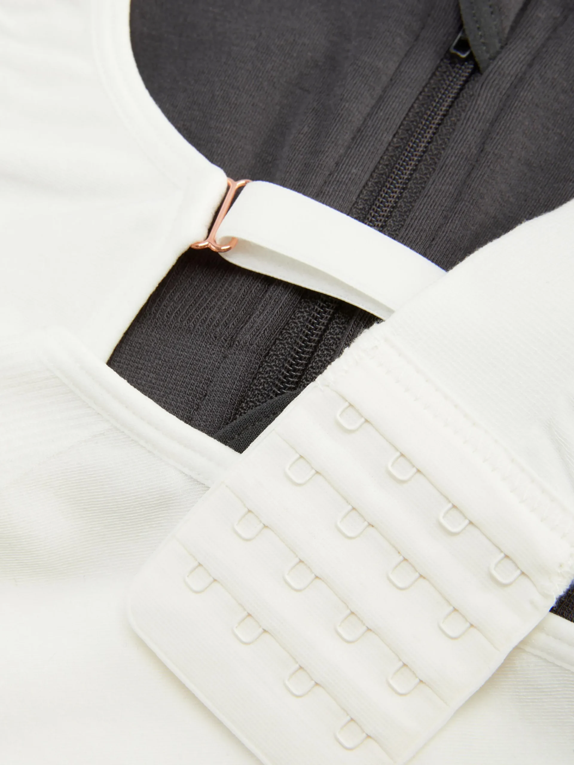 Pack De 2 Sujetadores Postquirúrgicos Con Cremallera