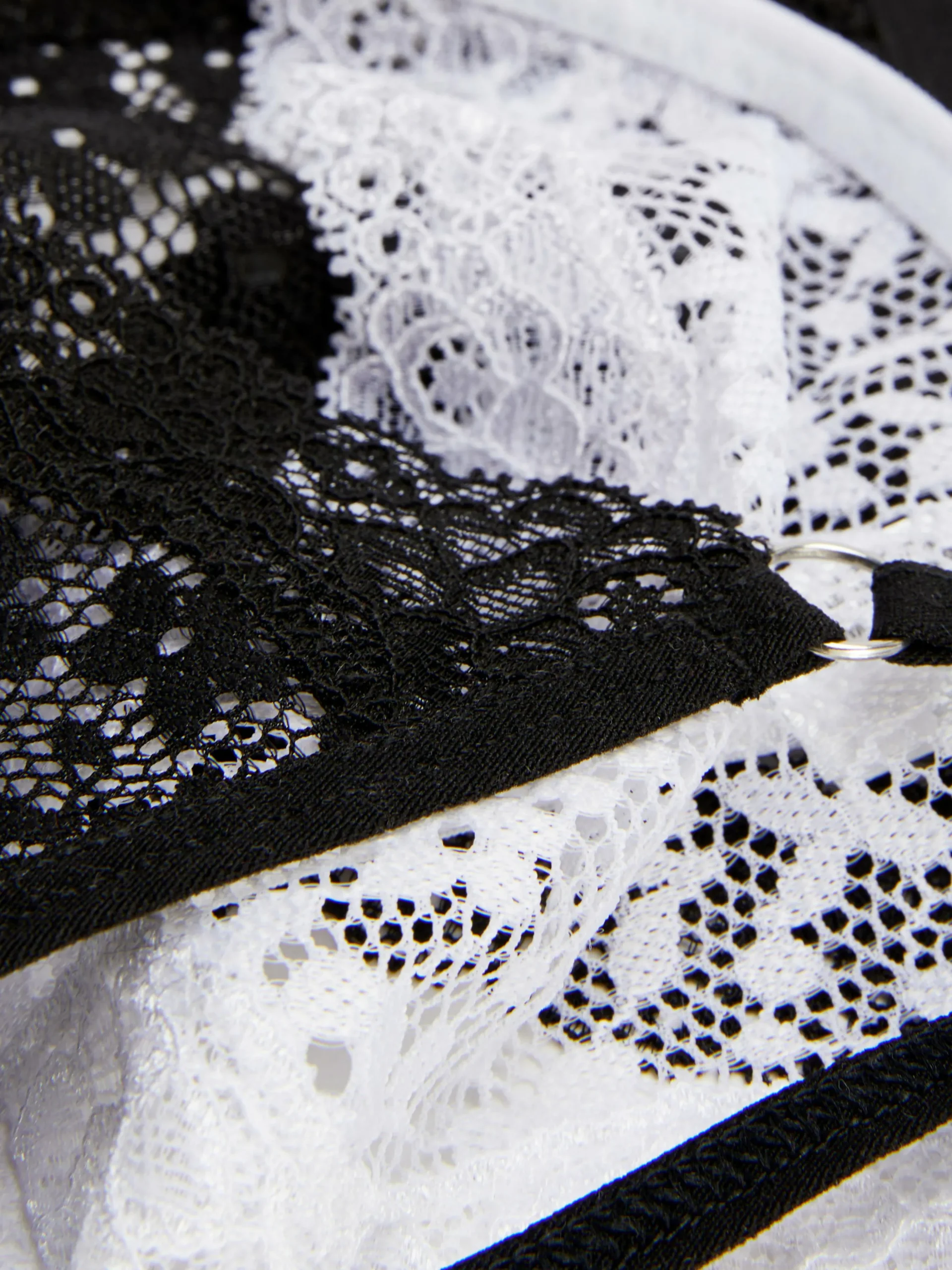 Pack De 3 Tangas Básicos De Encaje