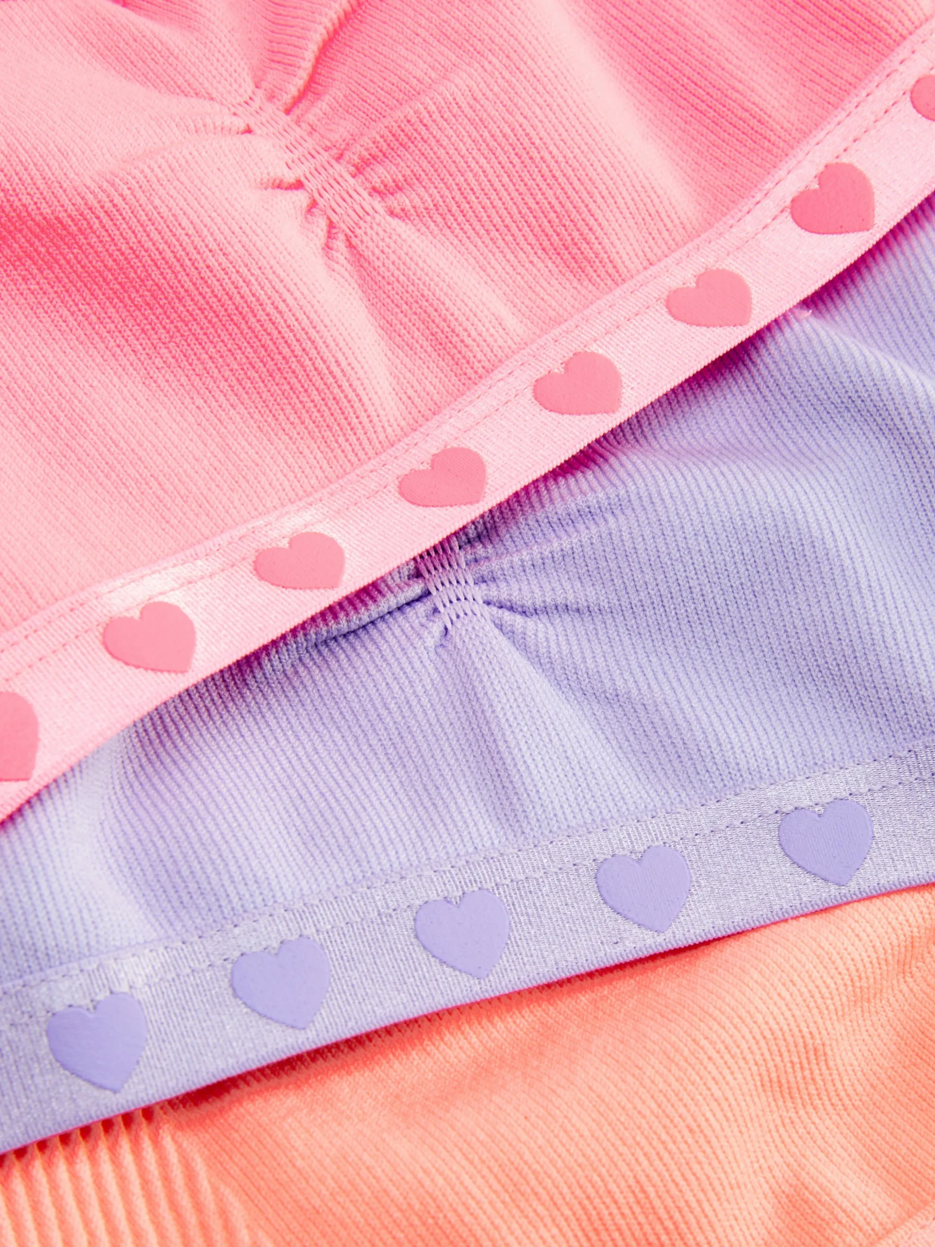 Pack De 3 Tops Cortos Sin Costuras Con Corazones