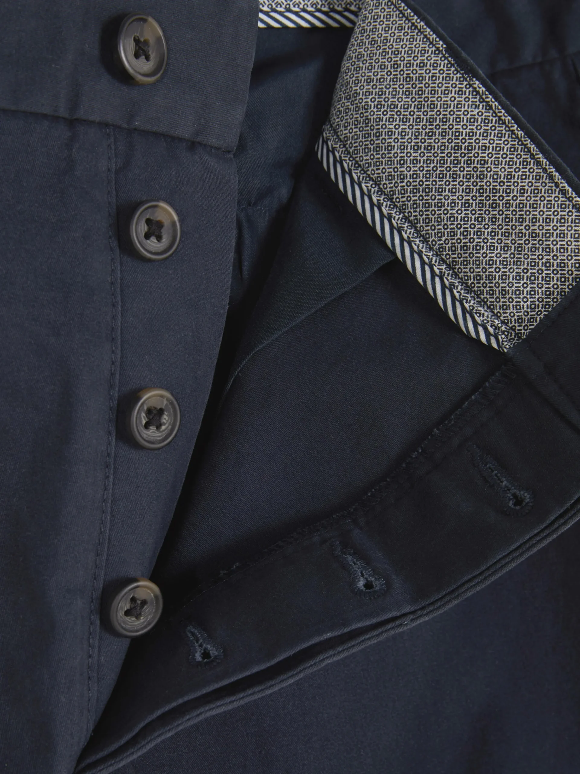 Pantalón Chino Elástico De Pernera Recta