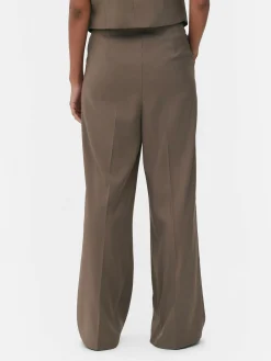 Pantalón De Vestir Con Plisado Delantero