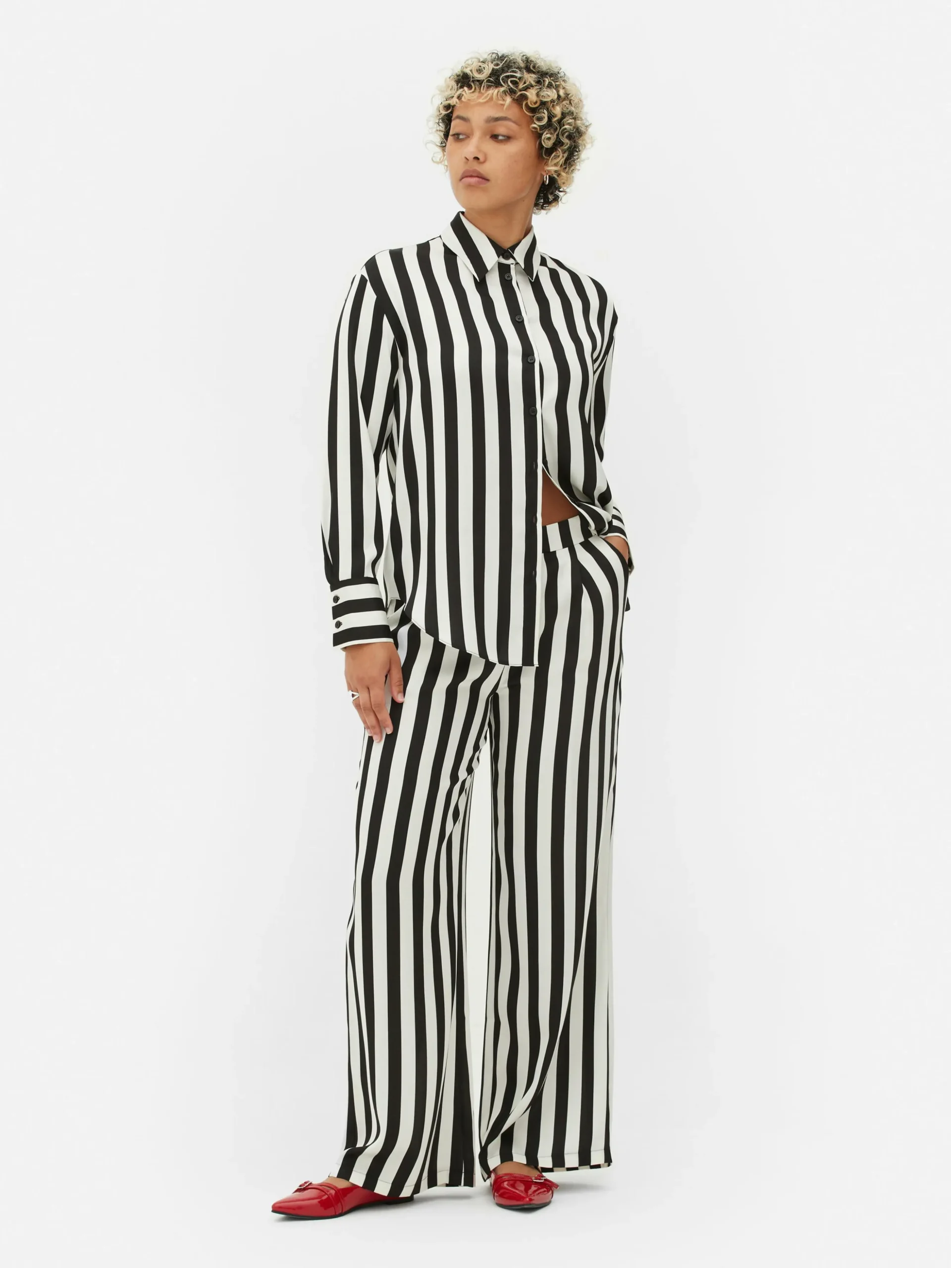 Pantalones A Rayas Beetlejuice X Colleen Atwood