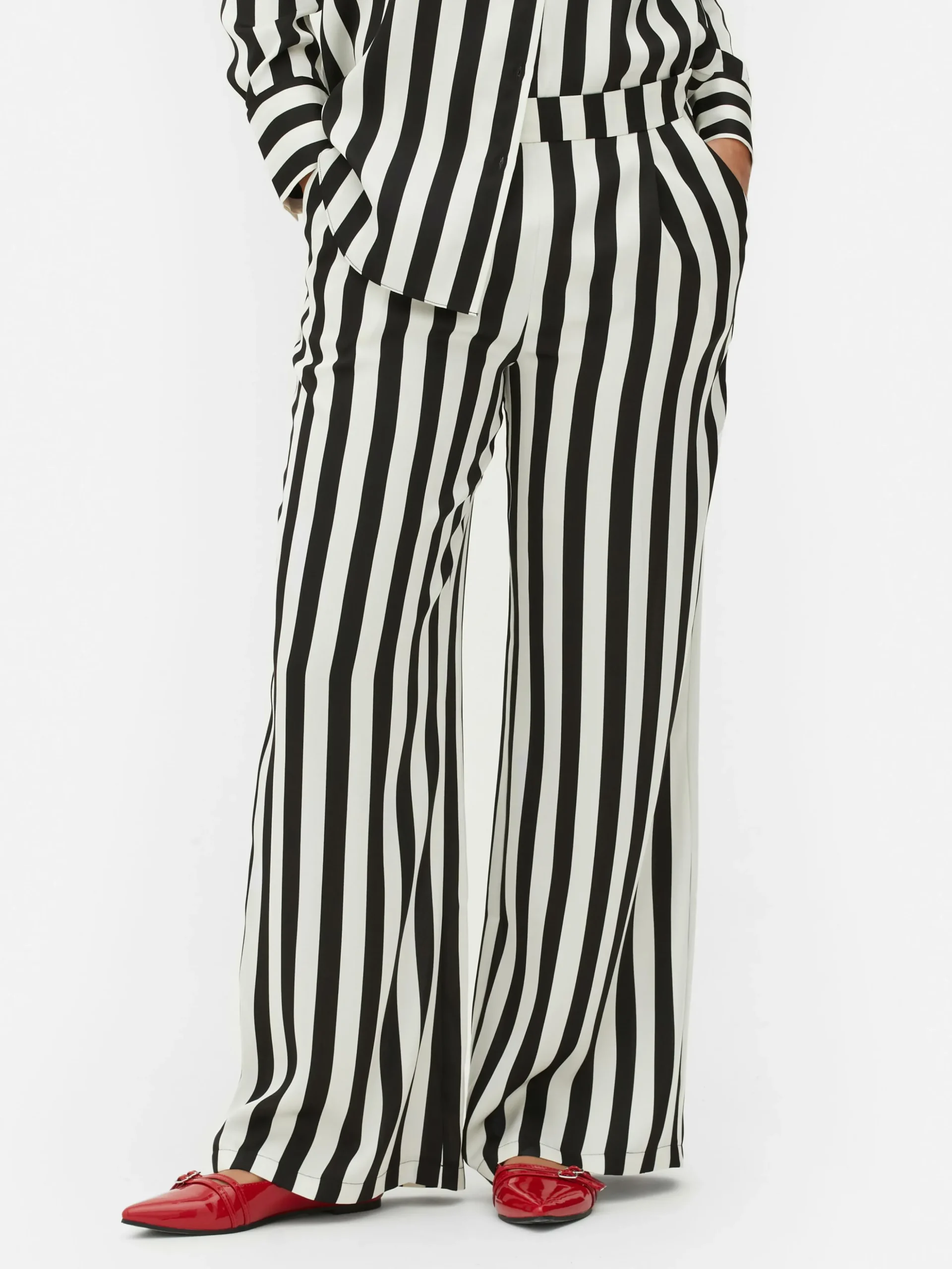 Pantalones A Rayas Beetlejuice X Colleen Atwood