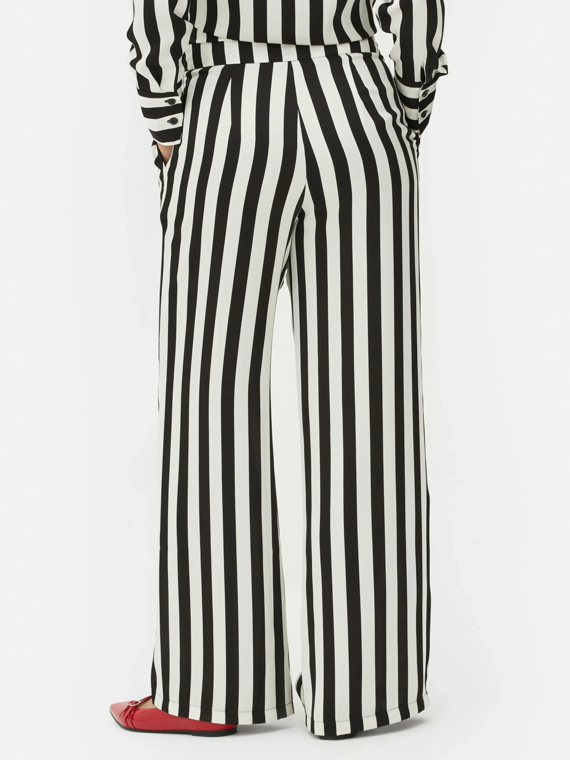 Pantalones A Rayas Beetlejuice X Colleen Atwood