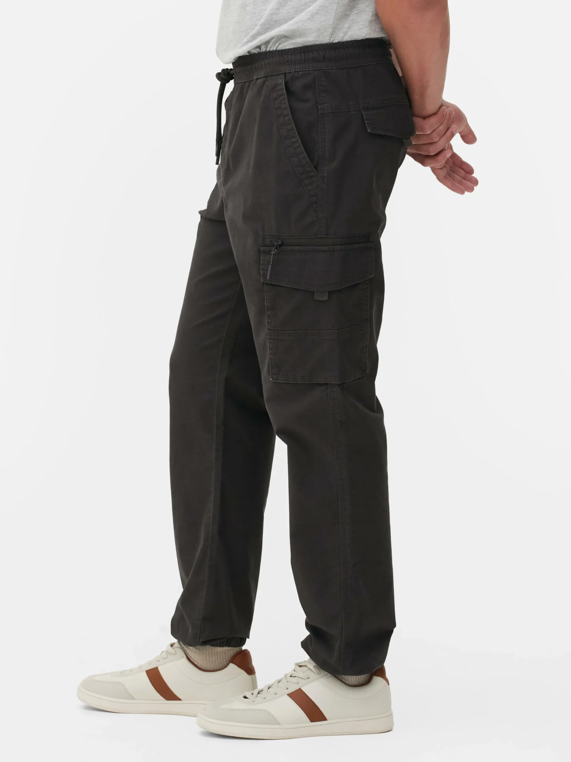 Pantalones Cargo Holgados Con Bajos Elásticos