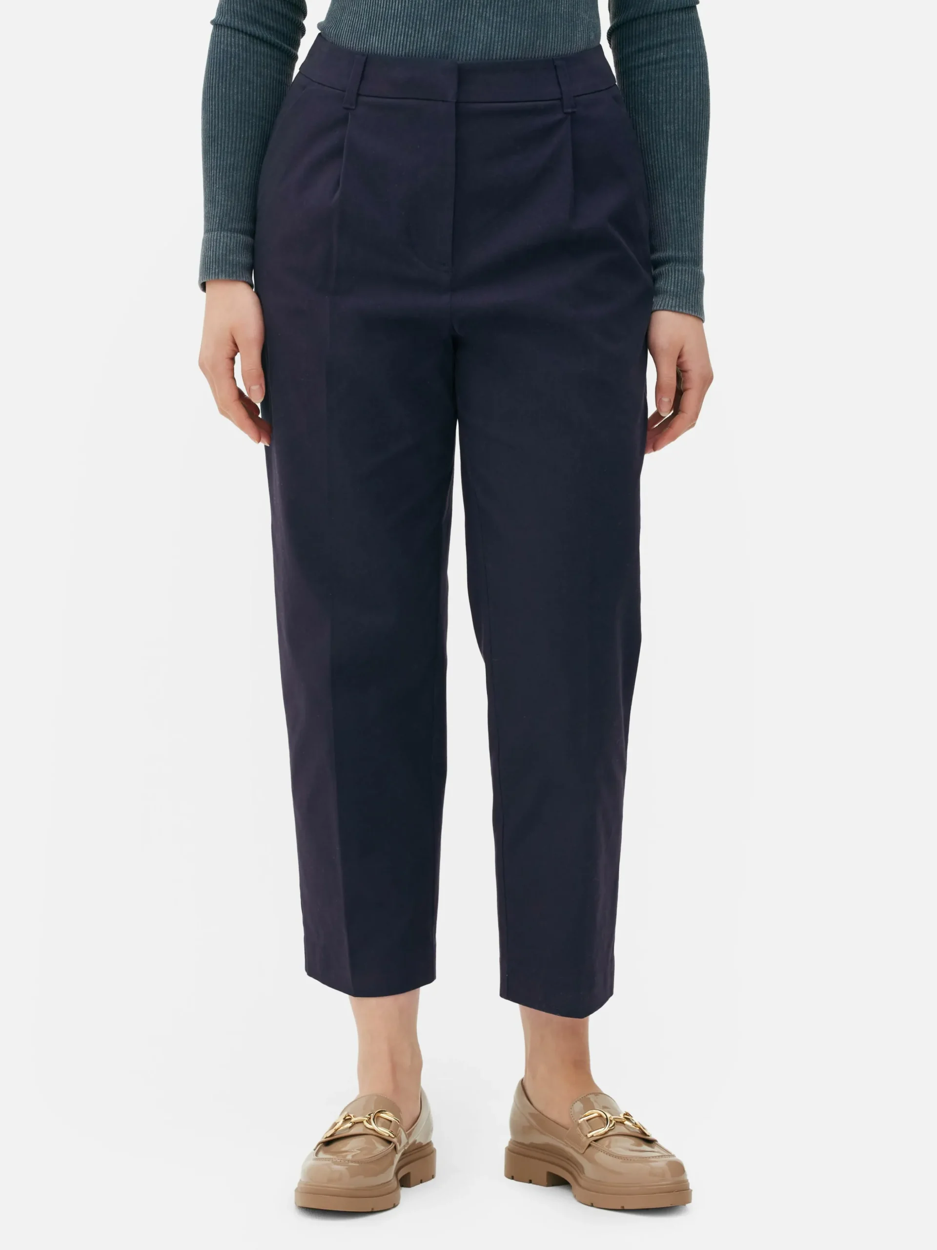 Pantalones Chinos Con Pernera Cónica