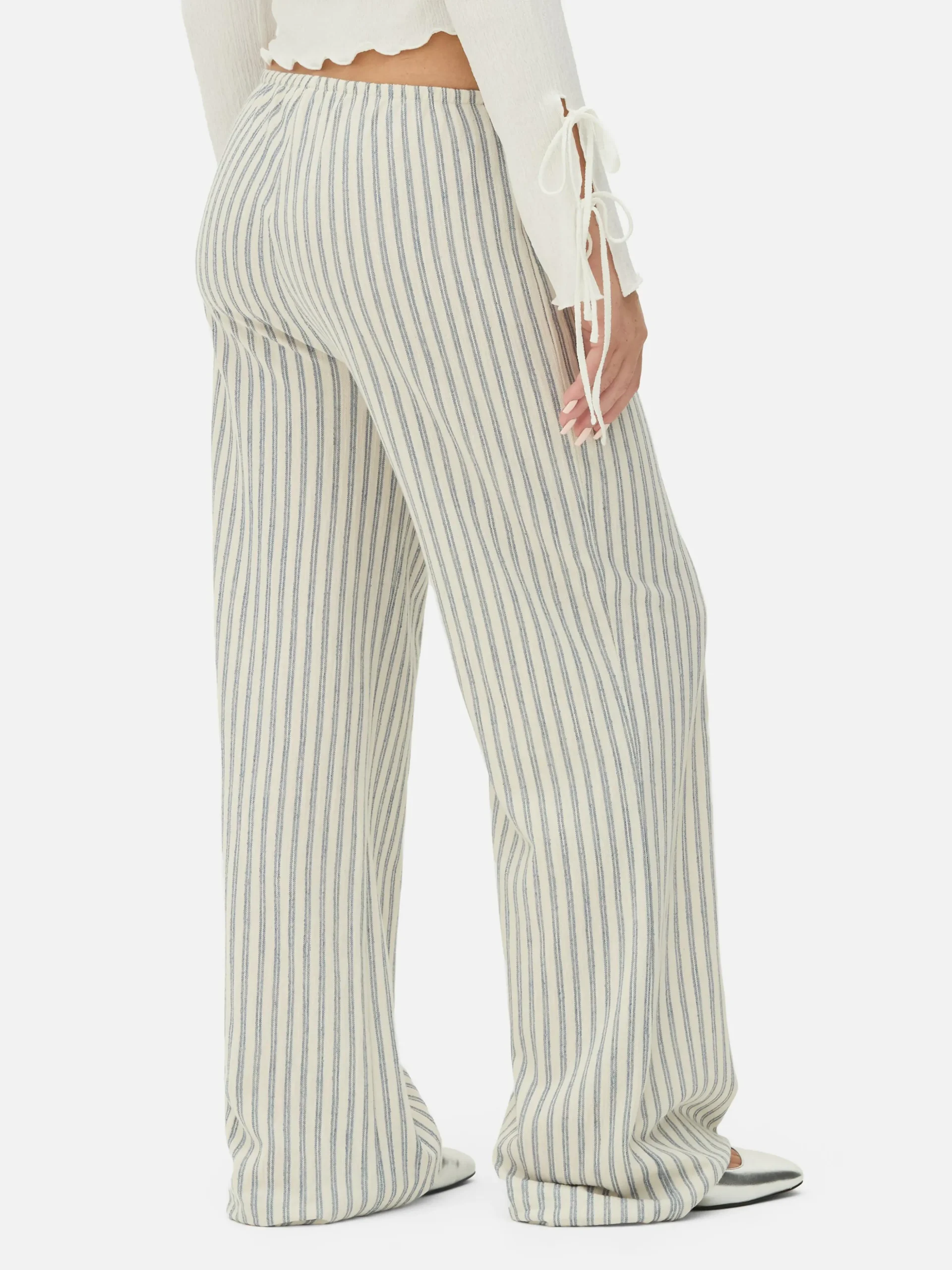 Pantalones De Pernera Ancha A Rayas