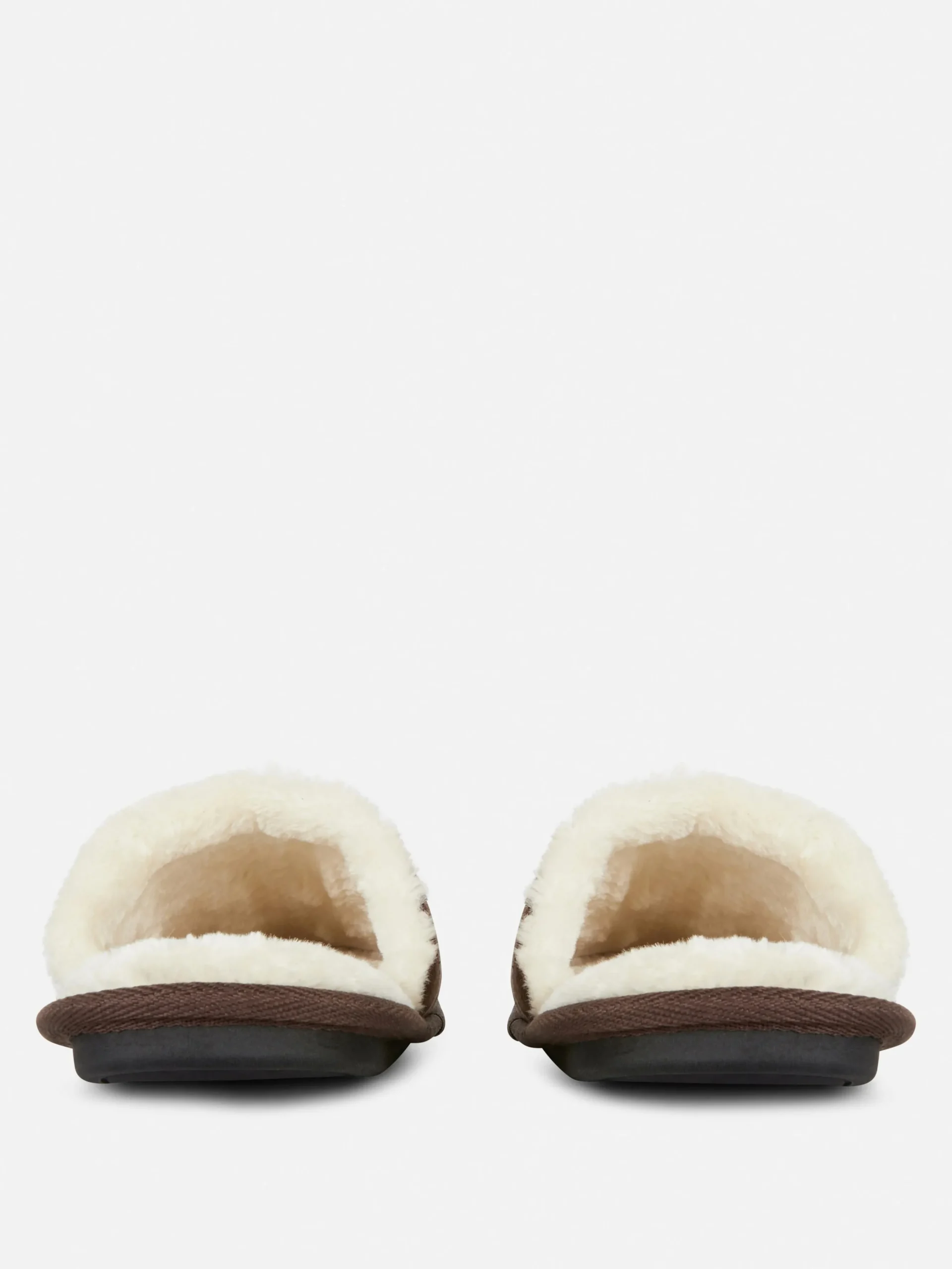 Pantuflas Con Costura Central