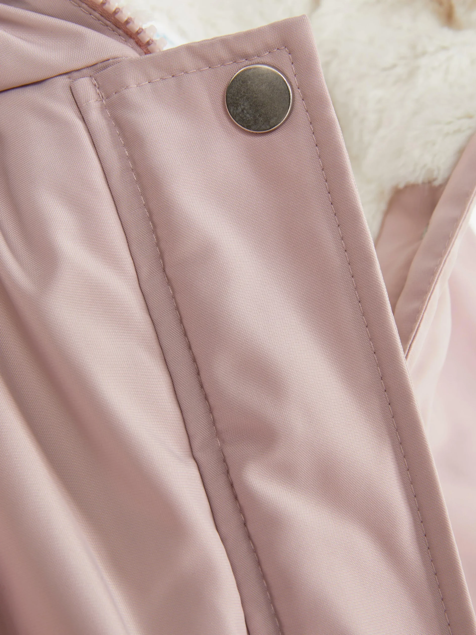 Parka De Pelo Sintético Con Capucha