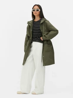 Parka Impermeable Con Cordón De Ajuste