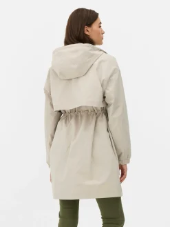 Parka Impermeable Con Cordón De Ajuste