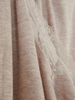 Pijama De Manga Larga Con Ribete De Encaje