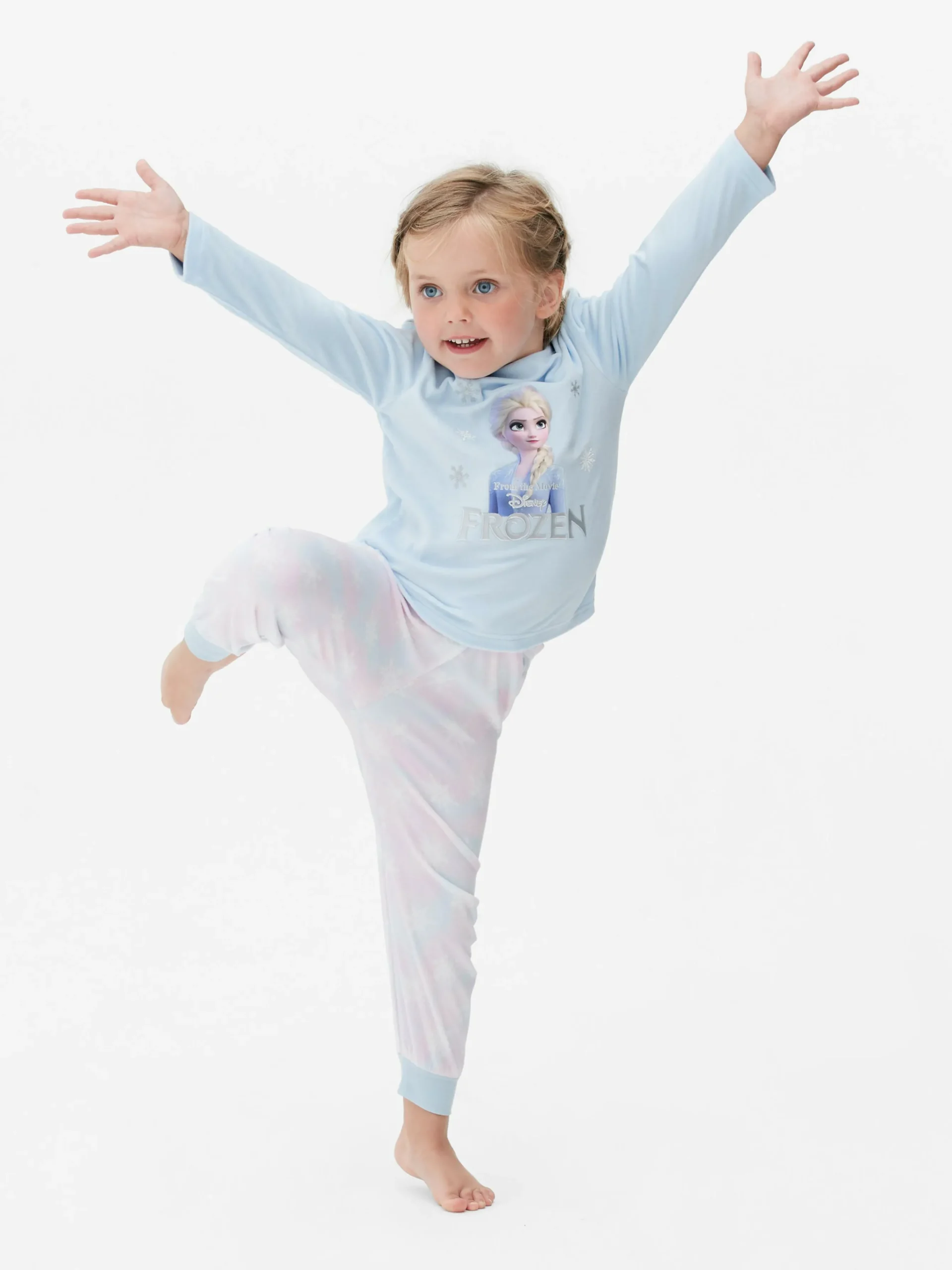 Pijama En Tejido Minky De Frozen De Disney