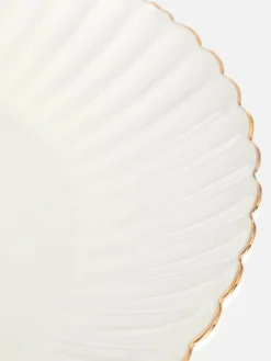 Plato Llano Festoneado Con Ribete Dorado