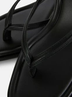 Sandalias De Dedo Con Tacón Chincheta