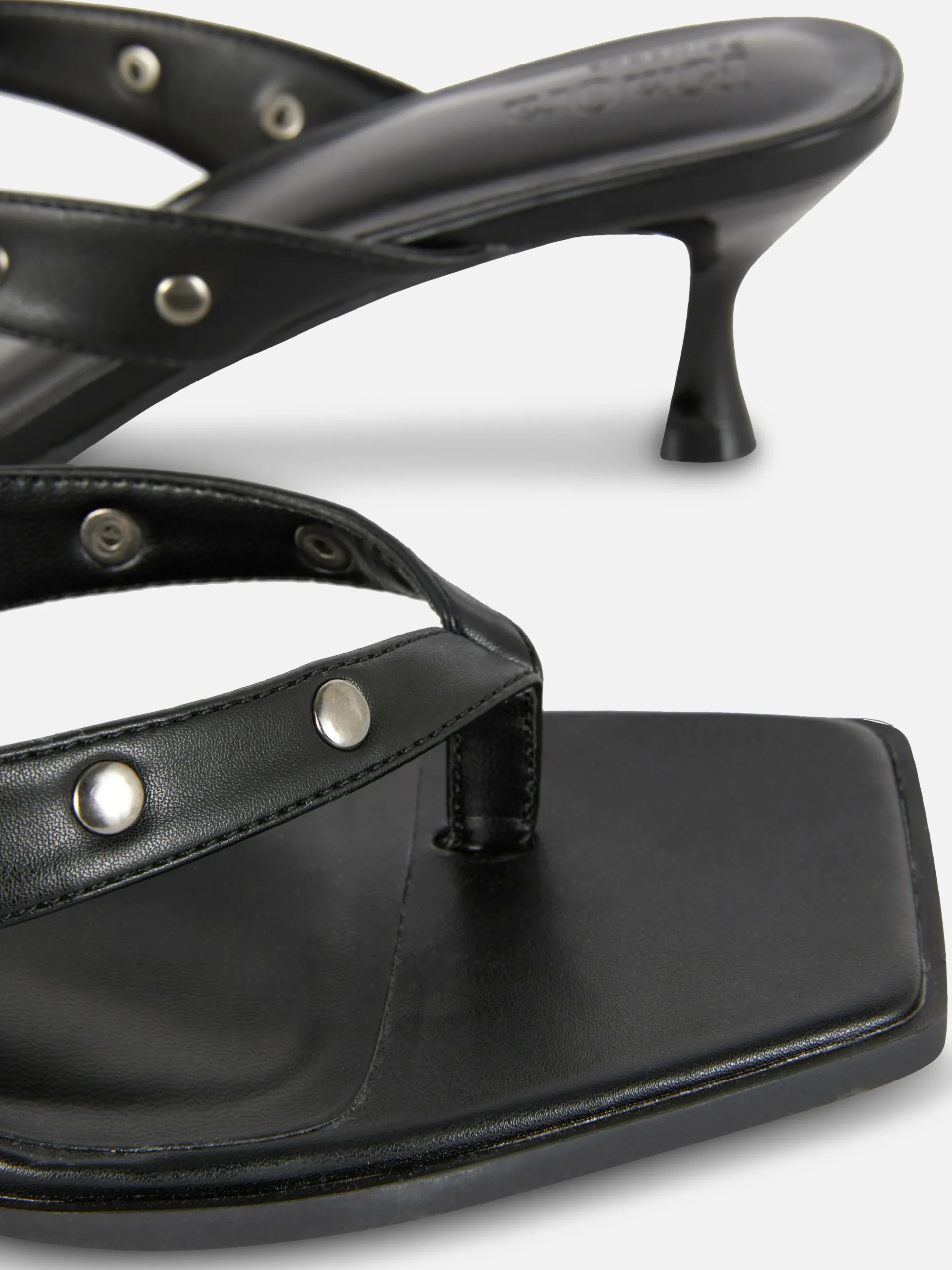 Sandalias De Piel Sintética Con Tachuelas Rita Ora