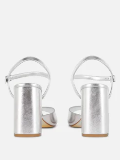 Sandalias De Tacón Cuadrado Y Horma Ancha